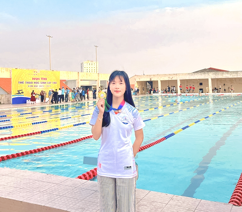 Với sự nỗ lực tập luyện nghiêm túc, bài bản, Nguyễn Thị Thanh Trúc  đã liên tục gặt hái được nhiều thành tích xuất sắc trong bộ môn bơi lội.