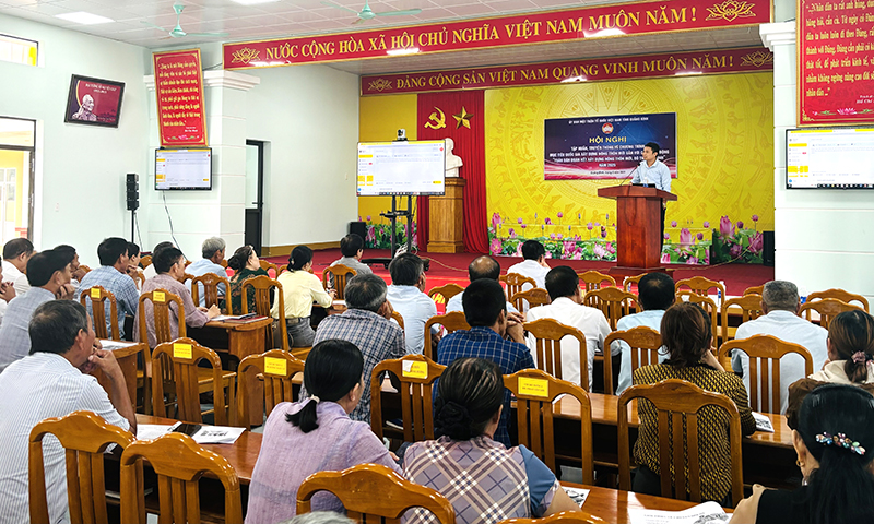 Quang cảnh hội nghị.
