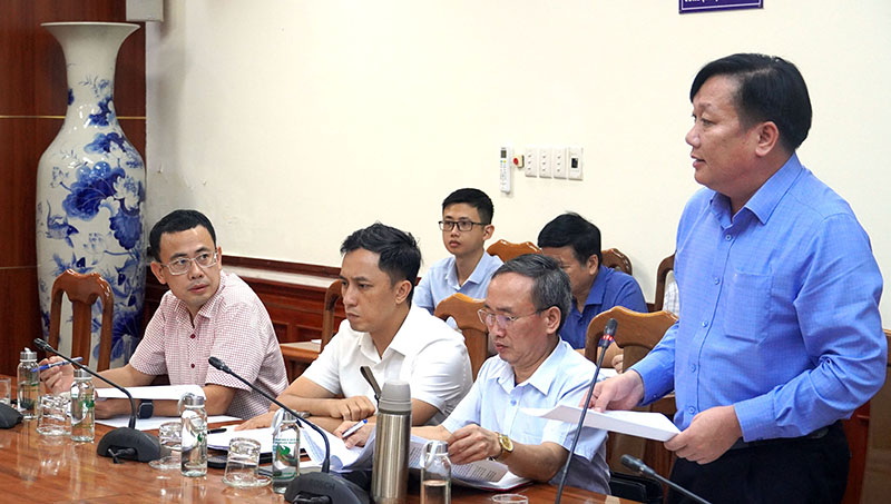 Đại biểu thảo luận