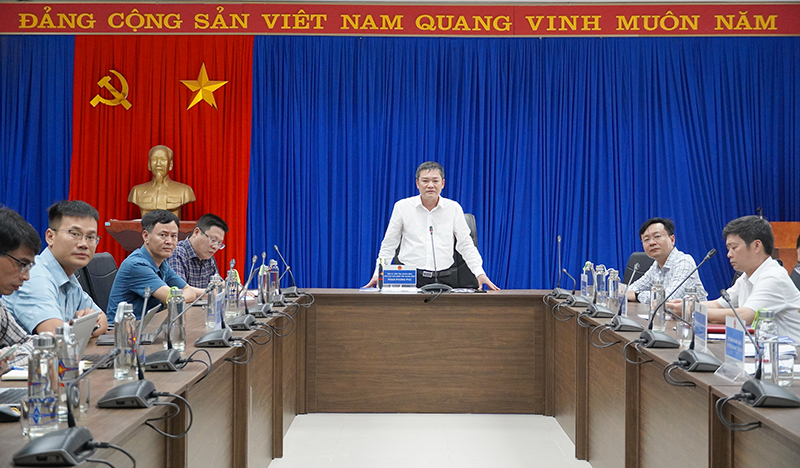 Đồng chí Phó Chủ tịch UBND tỉnh yêu cầu địa phương, ngành chức năng đẩy nhanh tiến độ GPMB, hoàn thành trong tháng 6/2025.