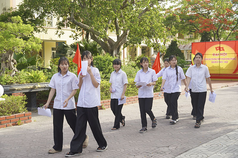 Ngày mai (4/6), thí sinh làm bài thi 2 môn: Toán và Tiếng Anh