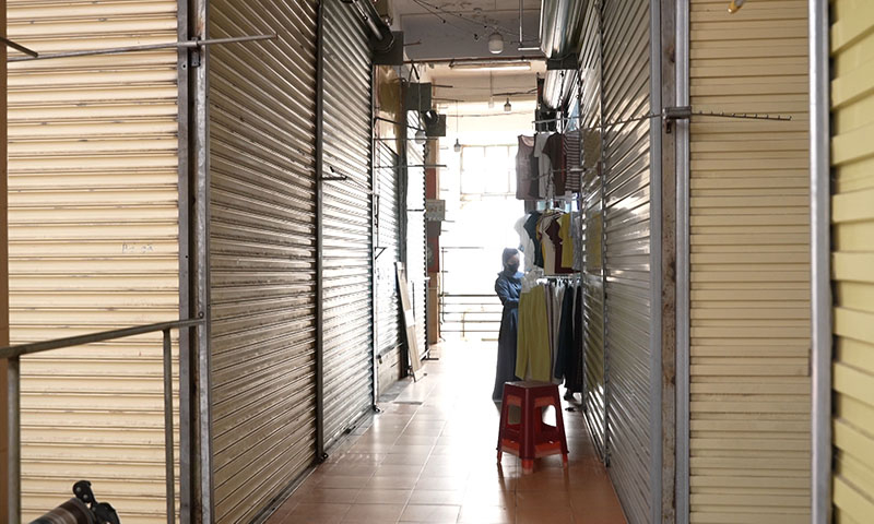 Nhiều ki ốt kinh doanh tại chợ Đồng Hới đồng loạt đóng cửa.