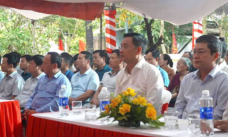 Các đại biểu dự lễ
