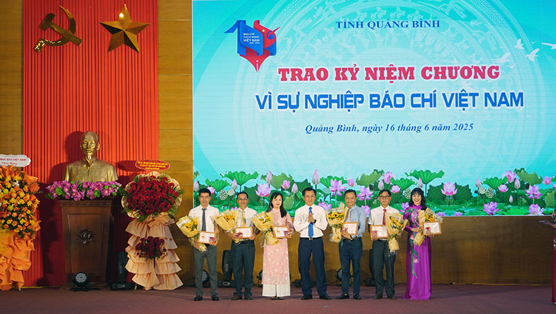 Đồng chí Chủ tịch