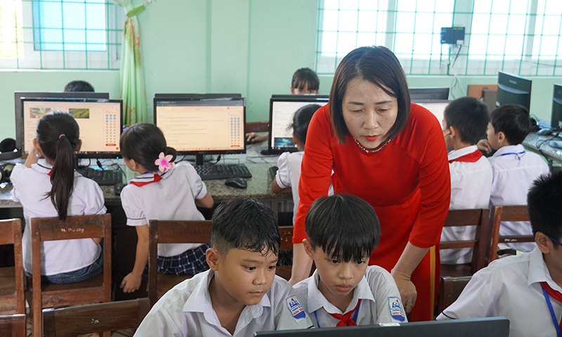 iệc tạo các  
