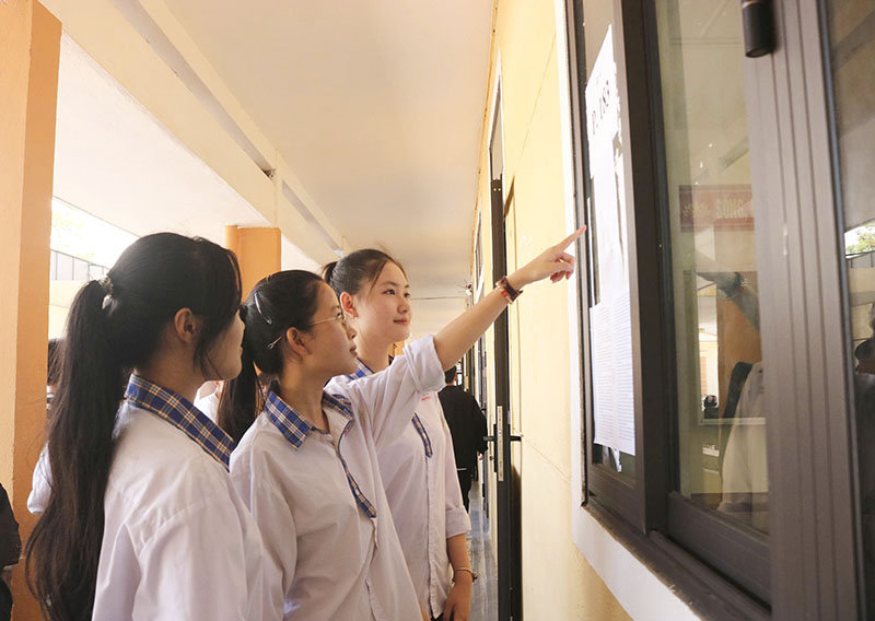 Thí sinh rà soát lại các thông tin trước khi thi