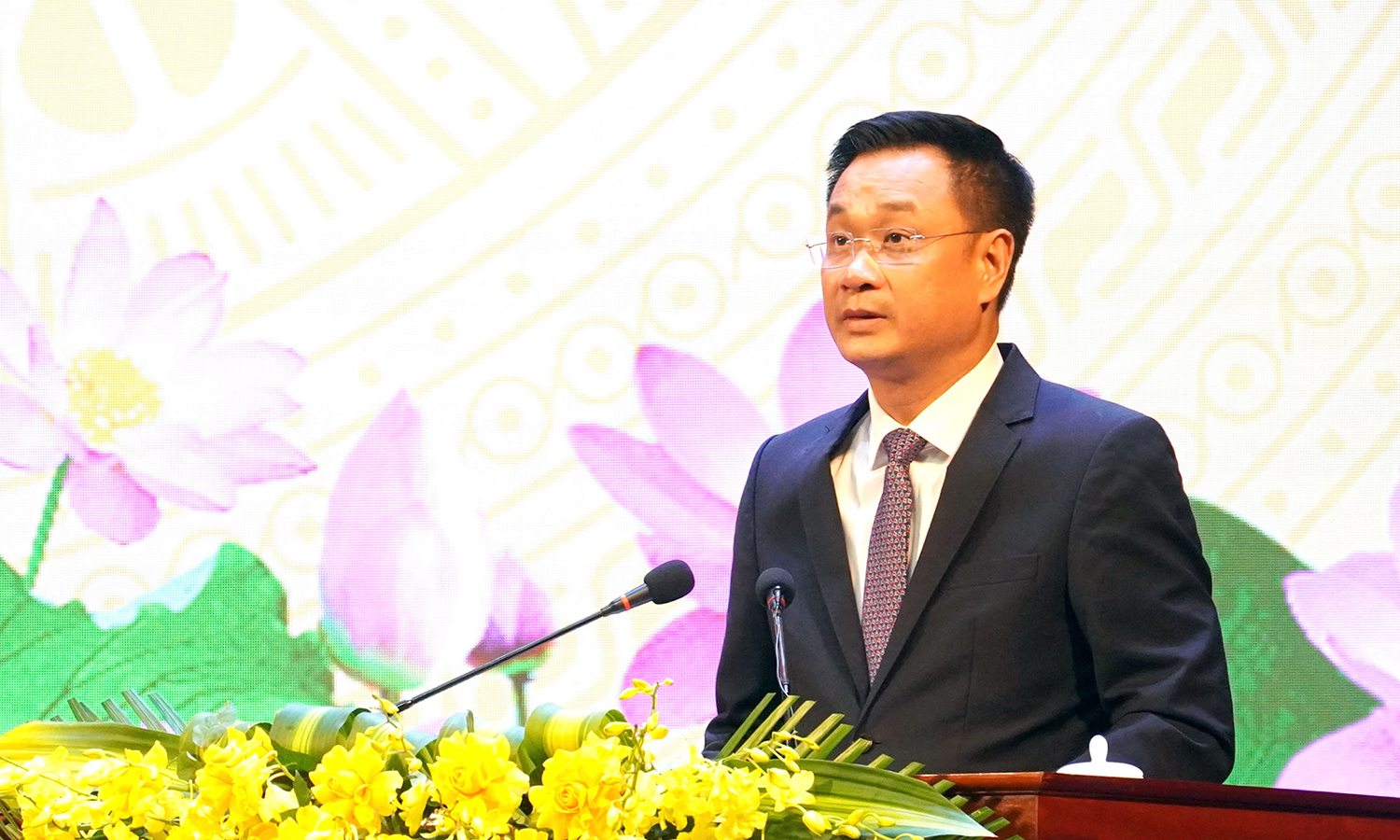 Đồng chí Bí thư Tỉnh ủy Lê Ngọc Quang phát biểu tại buổi lễ.
