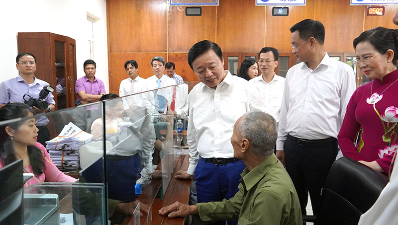 Phó Thủ tướng Trần Hồng Hà và Đoàn công tác Trung ương đã đến thăm phường Đồng Hới