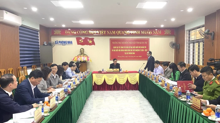 Thường trực HĐND tỉnh làm việc với xã Phong Nha