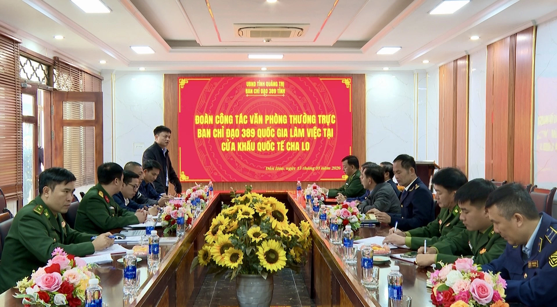 Quang cảnh buổi làm việc - Ảnh: H.N