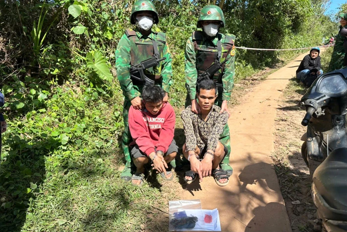 Liên tiếp bắt giữ các đối tượng tàng trữ trái phép chất ma túy ở khu vực biên giới