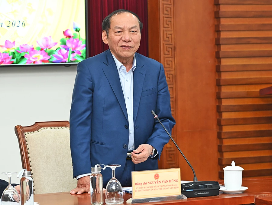 Bộ trưởng Bộ Văn hóa, Thể thao và Du lịch Nguyễn Văn Hùng kết luận buổi làm việc-Ảnh: TITC