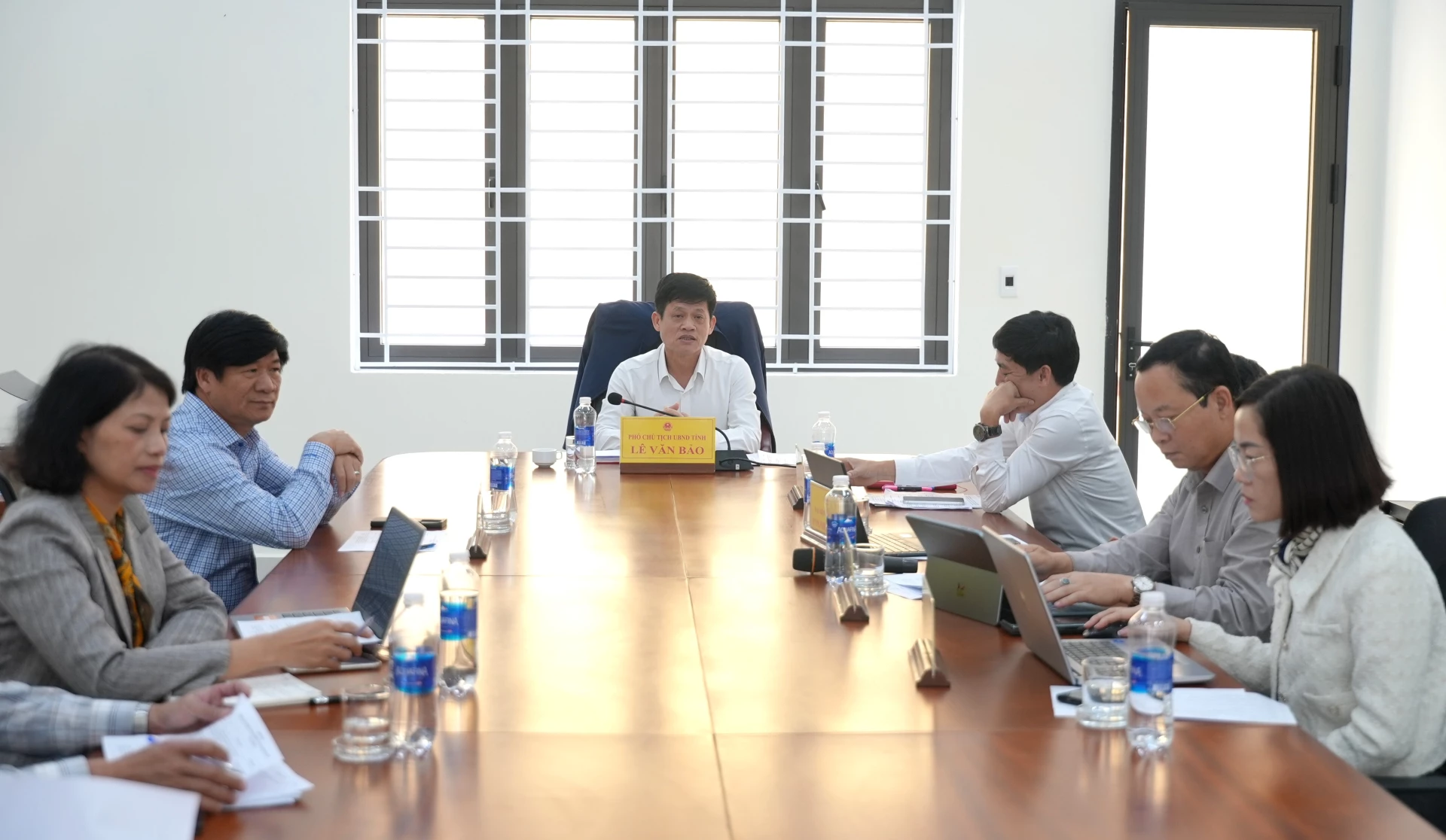 Đồng chí Lê Văn Bảo, Phó Chủ tịch UBND tỉnh cùng chủ trì phiên tiếp công dân của đồng chí Chủ tịch UBND tỉnh - Ảnh: Trung Đức