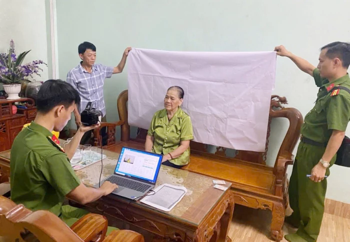 Tiên phong 'dẫn dắt' chuyển đổi số