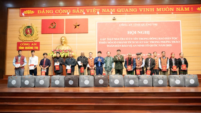 Gặp mặt người có uy tín trong đồng bào dân tộc thiểu số tiêu biểu năm 2025