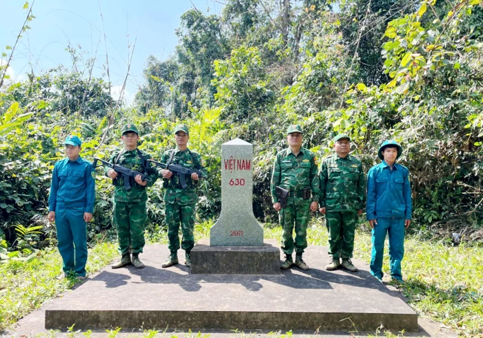 A Vao-Đồn Biên phòng ở giữa lòng dân