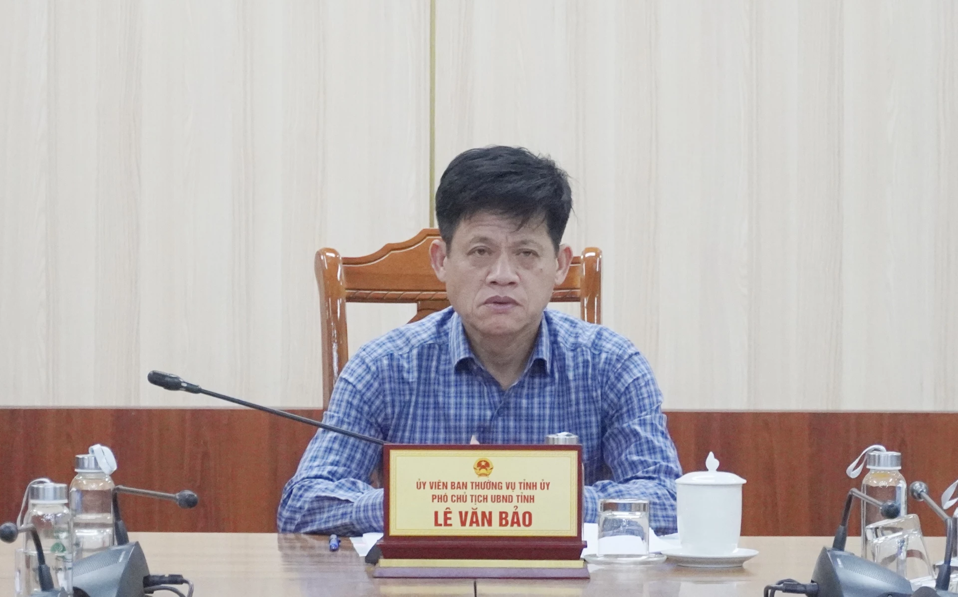 Đồng chí Lê Văn Bảo, Phó Chủ tịch UBND tỉnh tham dự cuộc họp tại điểm cầu tỉnh Quảng Trị - Ảnh: Đ.A