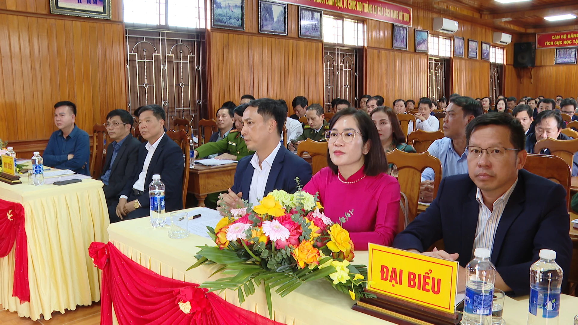 Các đại biểu tham dự hội nghị - Ảnh: Đ.A