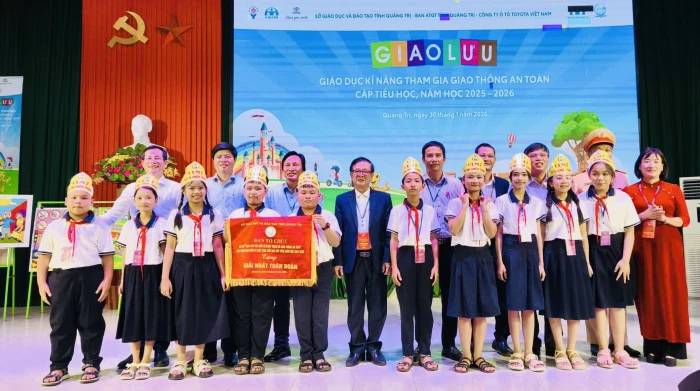 Hội thi 'Giáo dục kỹ năng tham gia giao thông an toàn'