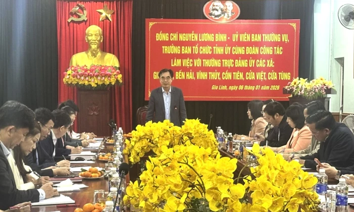 Tiếp tục nâng cao năng lực lãnh đạo, sức chiến đấu của tổ chức đảng và đội ngũ cán bộ, đảng viên