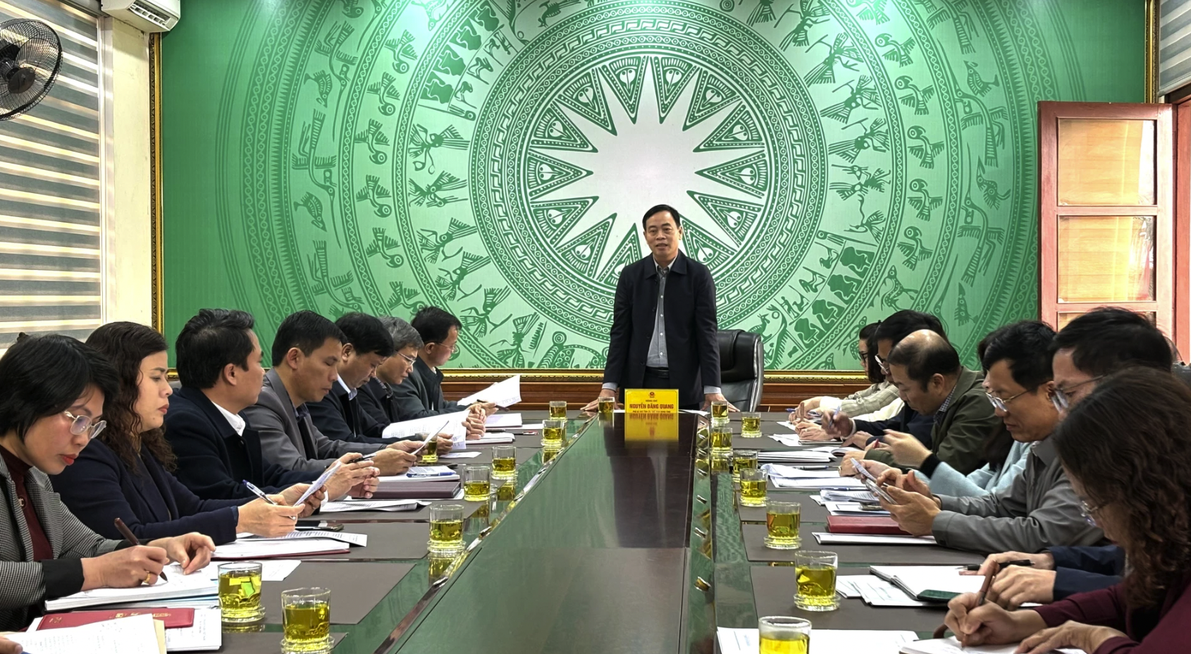 Đồng chí Nguyễn Đăng Quang, Phó Bí thư Tỉnh ủy, Chủ tịch HĐND tỉnh phát biểu kết luận tại buổi làm việc - Ảnh: H.L