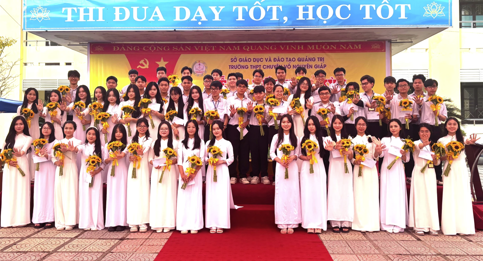 Tuyên dương, khen thưởng học sinh giỏi Quốc gia - Ảnh: K.H