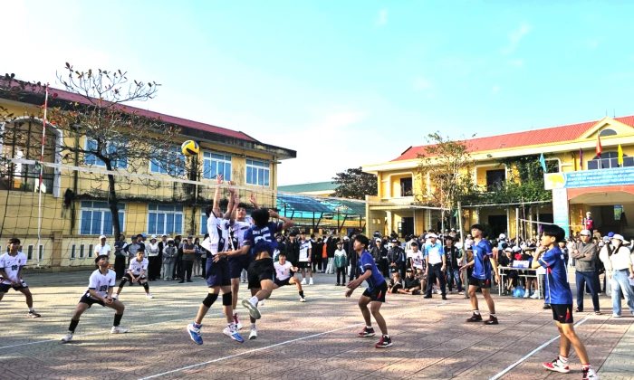 Sôi nổi hội thi thể thao học đường xã Lệ Ninh lần thứ I