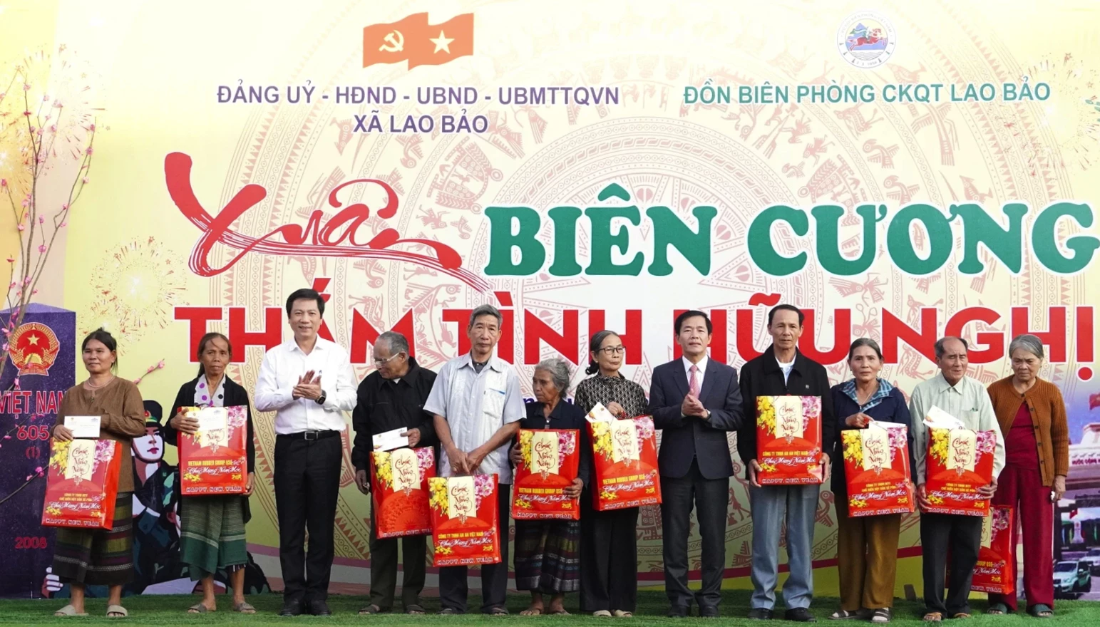 Chương trình 'Xuân biên cương-Thắm tình hữu nghị' Tết Nguyên đán Bính Ngọ 2026