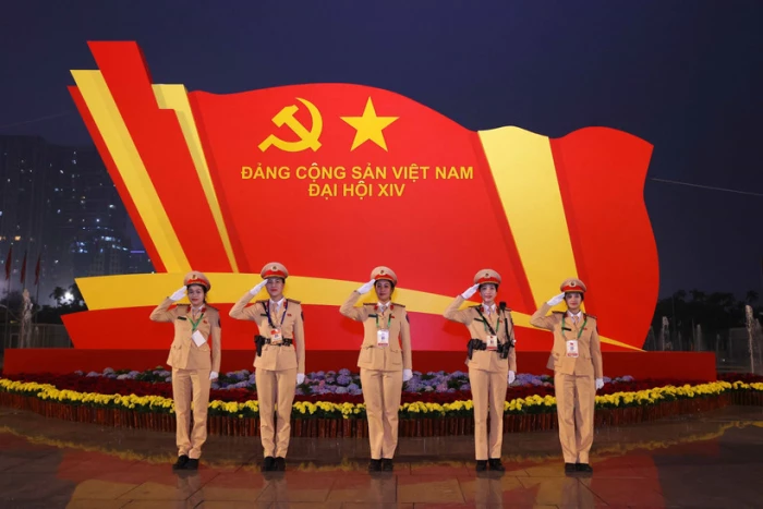 Ngày làm việc đầu tiên Đại hội đại biểu toàn quốc lần thứ XIV của Đảng