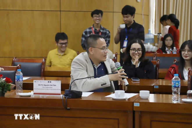 Giáo sư, Tiến sỹ khoa học Nguyễn Văn Tâm, Chủ nhiệm khoa Khoa học máy tính, Dữ liệu và Trí tuệ nhân tạo (AI), Học Viện Bách khoa Paris (IP Paris). (Ảnh: TTXVN phát)