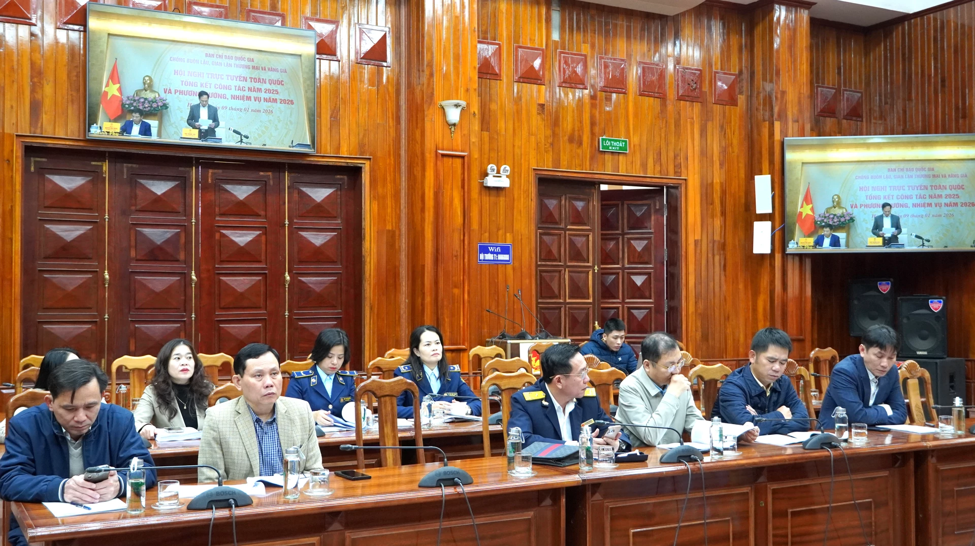 Các đại biểu tham dự tại điểm cầu tỉnh Quảng Trị. Ảnh: H.Tr.