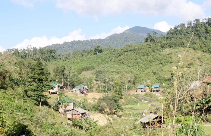 Mô hình 'Đảng viên bám bản' ở Thượng Trạch