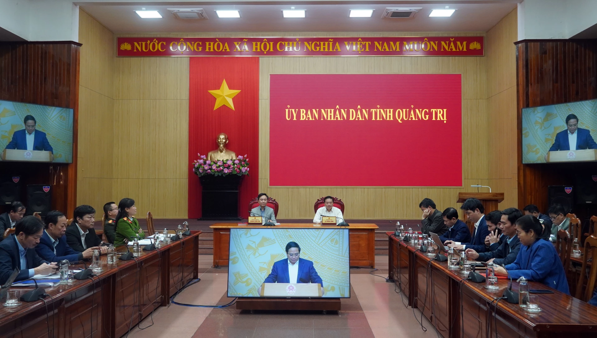 Quang cảnh phiên họp tại điểm cầu Quảng Trị - Ảnh: N.M