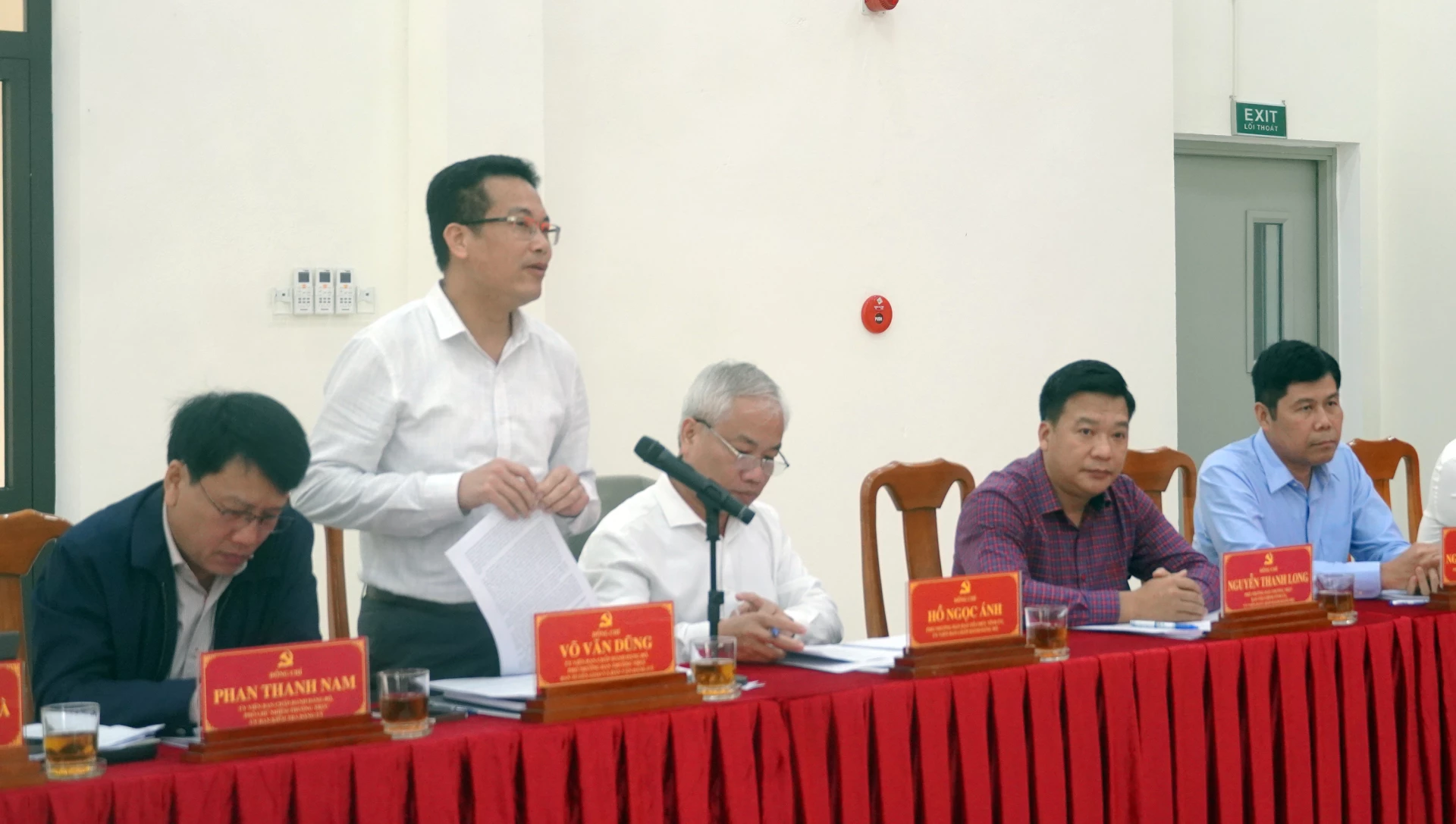 Đại biểu thảo luận tại hội nghị - Ảnh: N.M