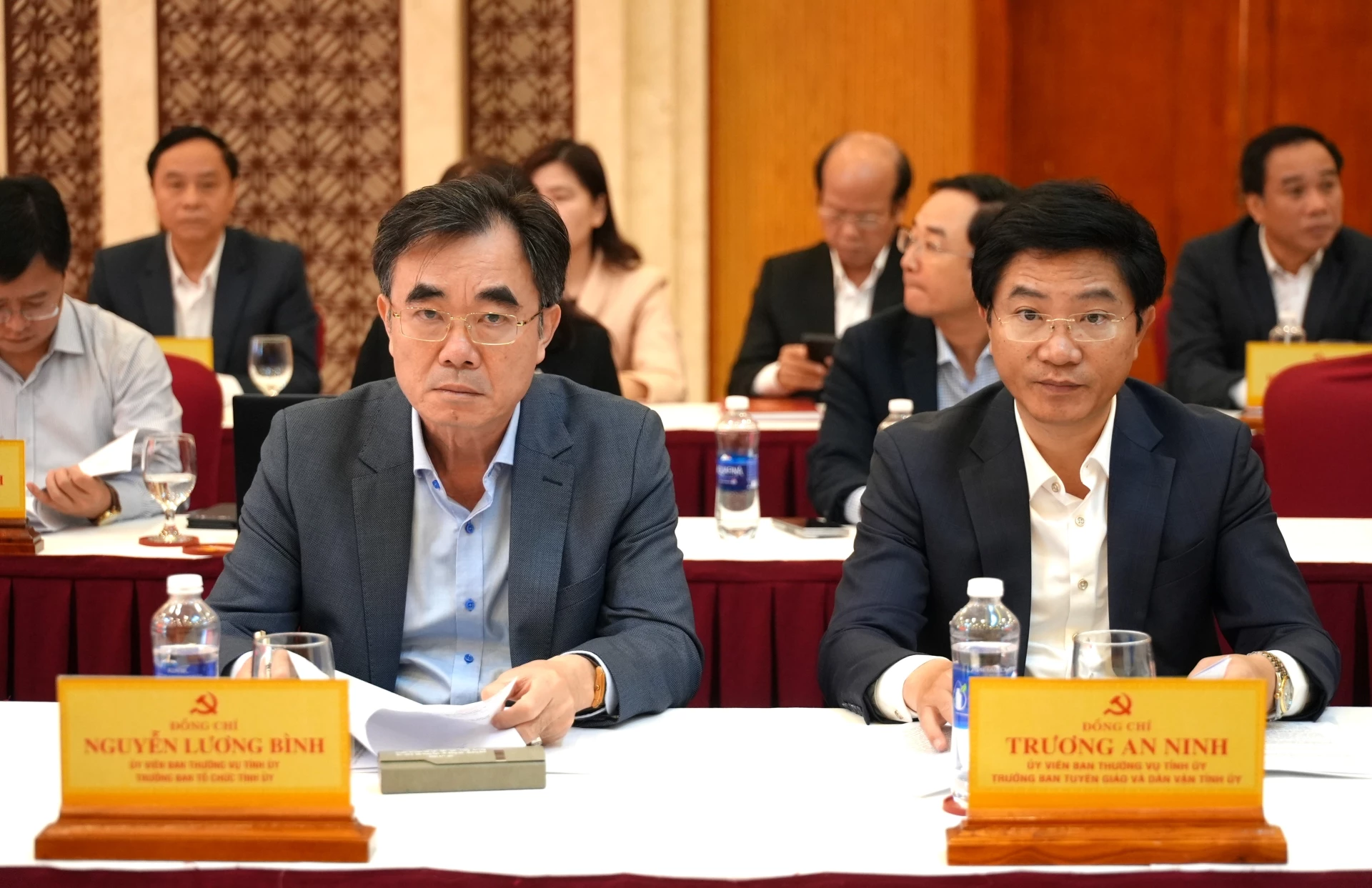 Các đồng chí trong Ban Thường vụ Tỉnh ủy Quảng Trị tham dự buổi giám sát, kiểm tra - Ảnh: Trung Đức