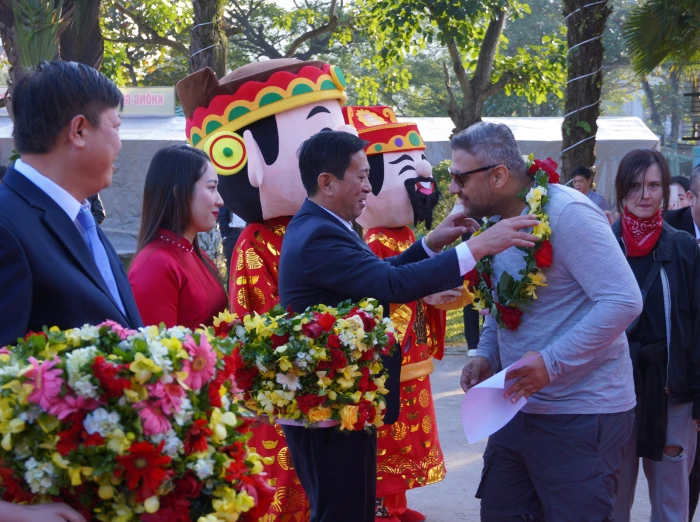 Vườn Quốc gia Phong Nha-Kẻ Bàng đón những vị khách đầu tiên đến tham quan