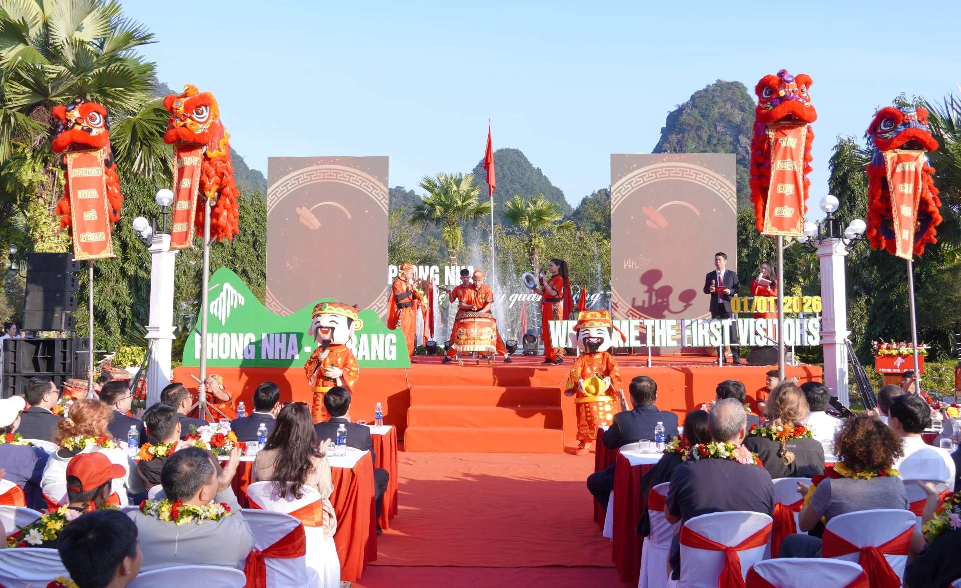 Quang cảnh buổi lễ - Ảnh: N.H