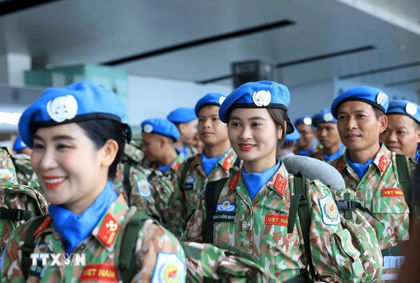 Niềm vui và tự hào của chiến sĩ Đội Công binh số 4 khi lên đường thực hiện nhiệm vụ gìn giữ hòa bình. (Ảnh: Tuấn Anh/TTXVN)