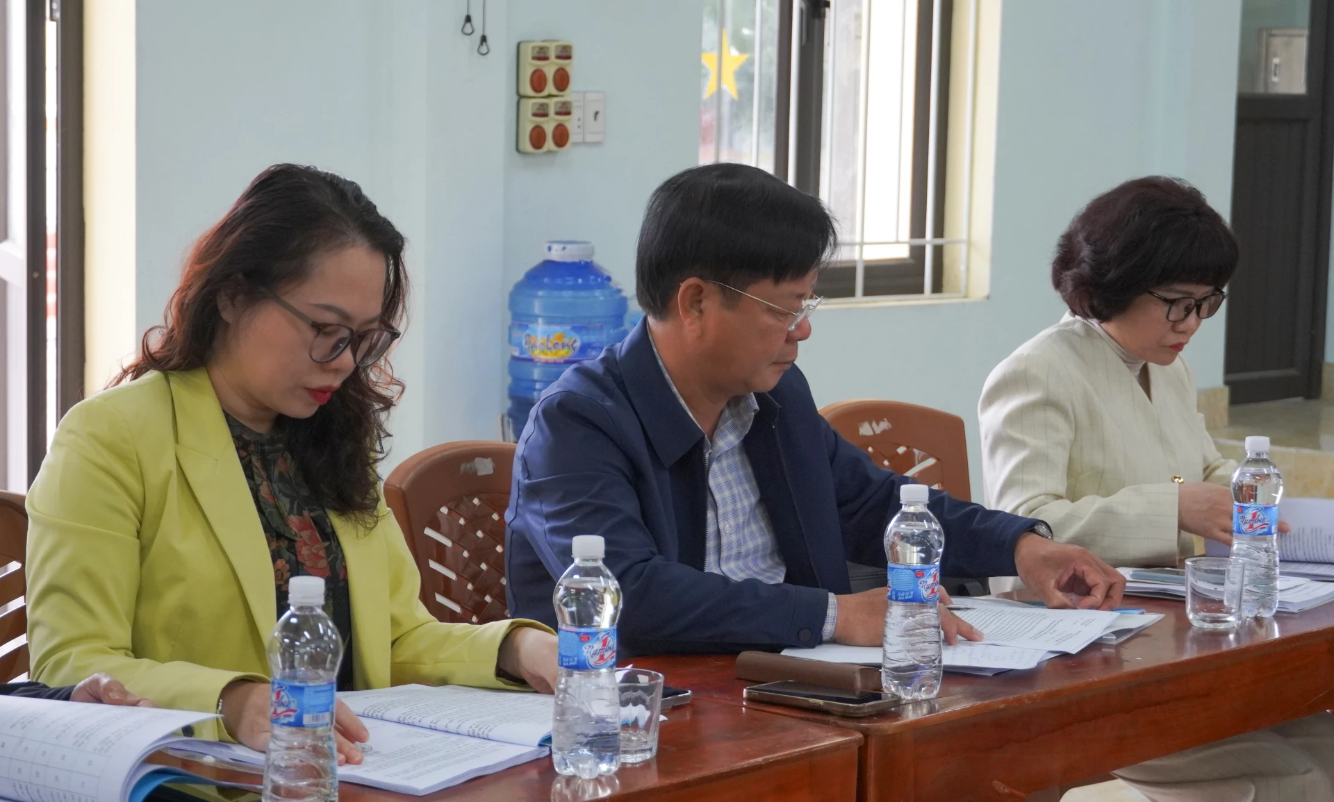 Đại biểu dự buổi làm việc - Ảnh: N.H