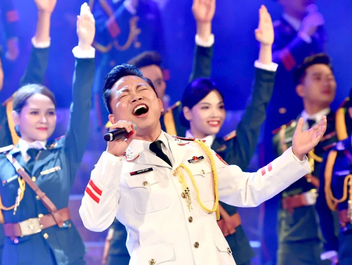 Nghe tiếng quê hương từ trái tim mình