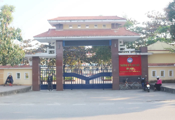 Tạm dừng bữa ăn bán trú tại Trường Tiểu học số 1 Ba Đồn để bảo đảm an toàn, chất lượng