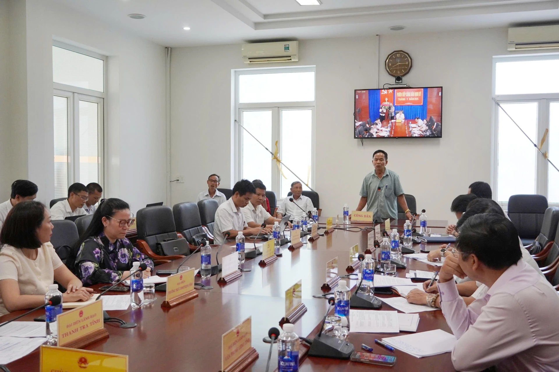 Công dân đến khiếu kiện tại Trụ sở Tiếp công dân tỉnh được tiếp theo đúng trình tự quy định của pháp luật - Ảnh: B.T