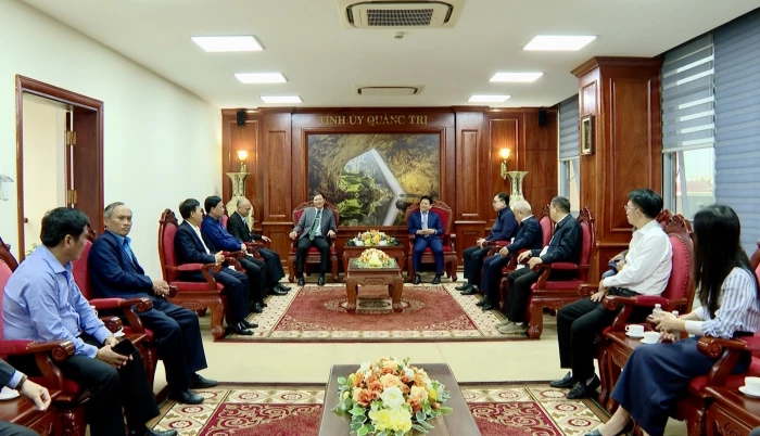 Tập đoàn Công nghiệp Cao su Việt Nam chúc Tết Tỉnh ủy Quảng Trị