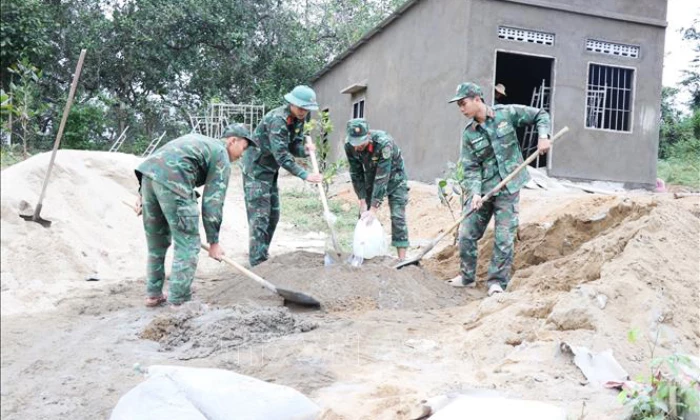 Thủ tướng yêu cầu hoàn thành việc xây dựng lại nhà ở cho Nhân dân trước ngày 15/1/2026