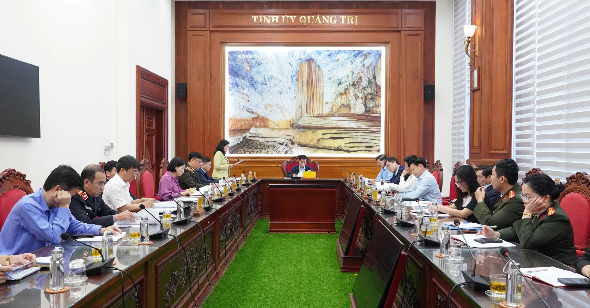 Quang cảnh phiên họp - Ảnh: QV