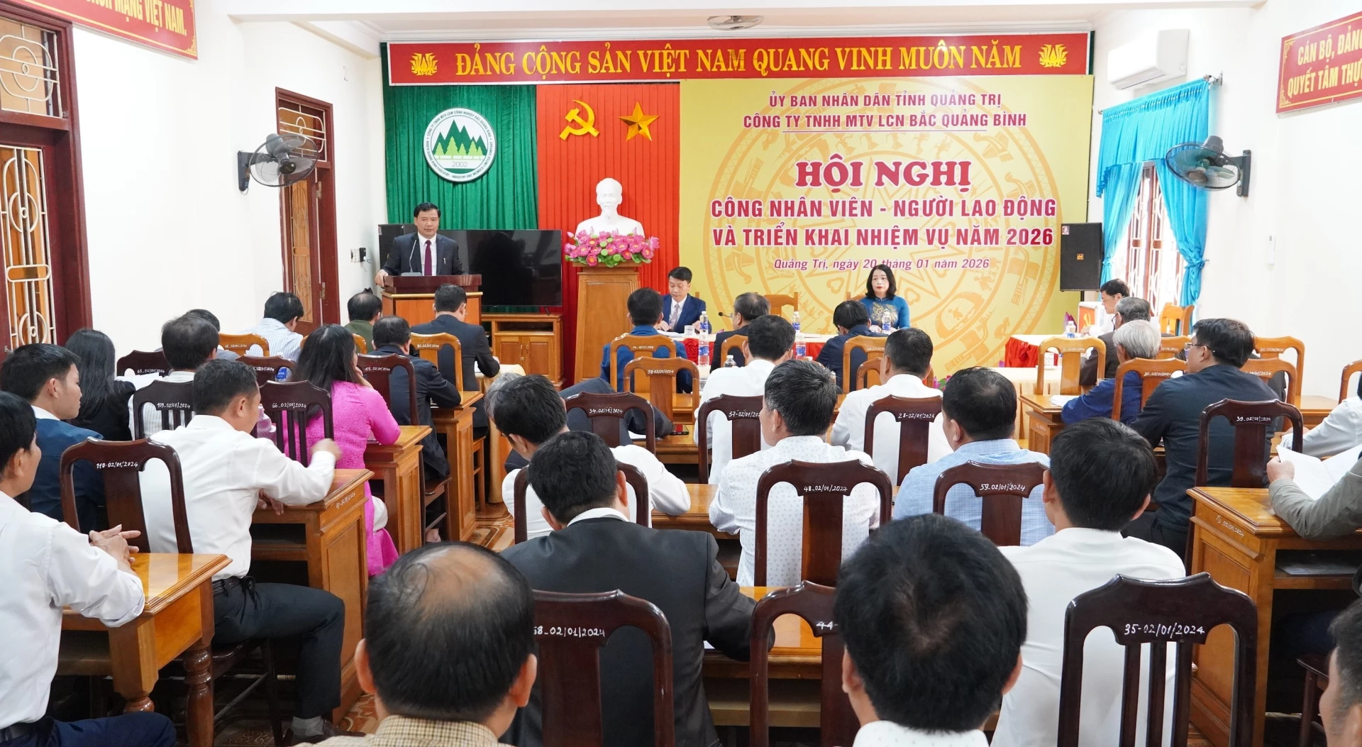 Quang cảnh hội nghị - Ảnh: QV