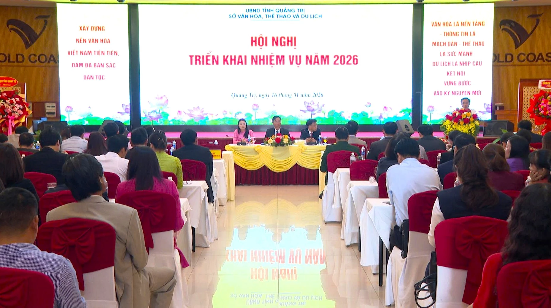 Quang cảnh hội nghị - Ảnh: T.L