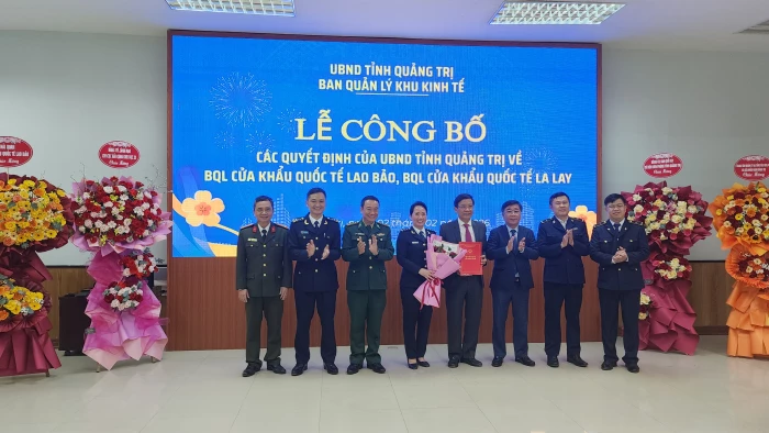 Công bố quyết định thành lập Văn phòng Ban quản lý Cửa khẩu Quốc tế Lao Bảo, La Lay