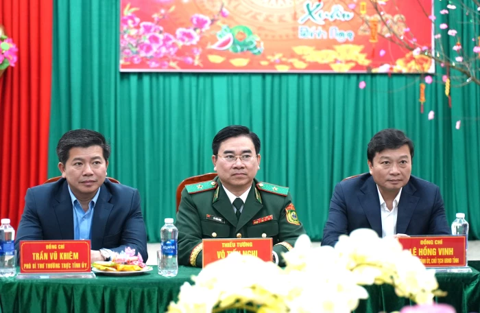 Lãnh đạo tỉnh và Bộ Tư lệnh BĐBP thăm, chúc Tết Đồn Biên phòng Cà Xèng