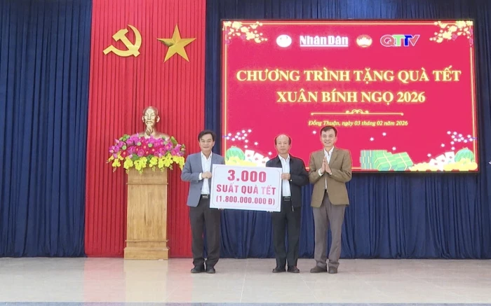 Trao 3.000 suất quà Tết Bính Ngọ 2026 cho các hộ gia đình có hoàn cảnh khó khăn